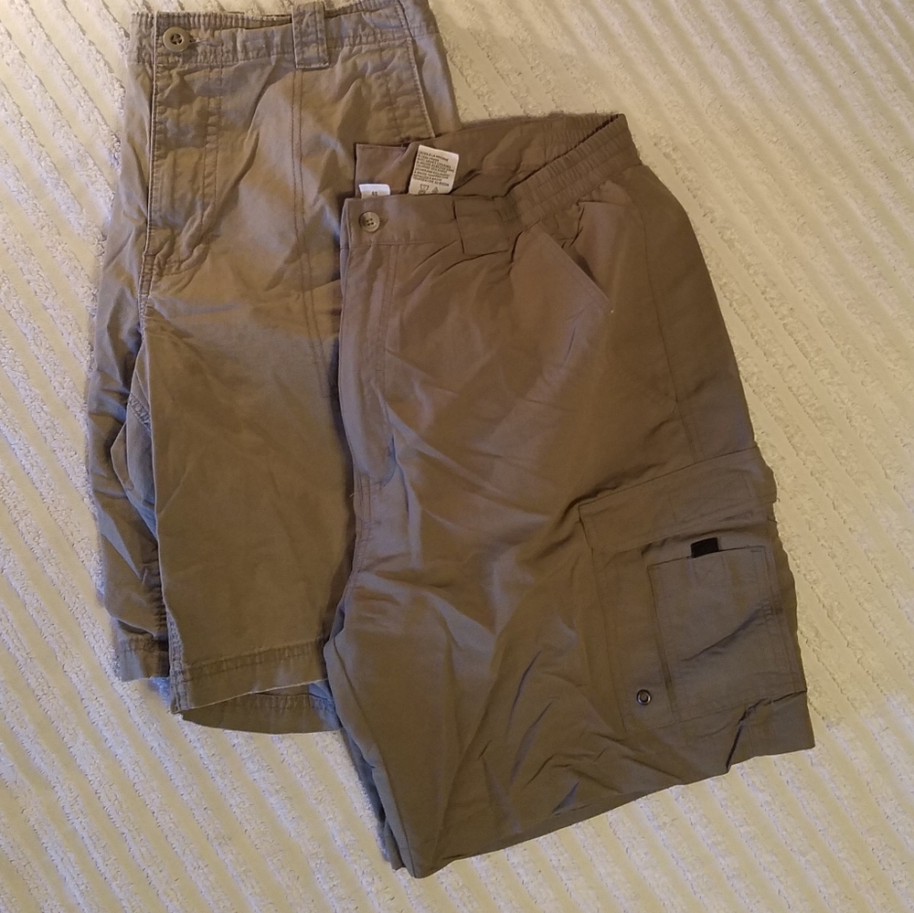 {Redhead And World Wild Sportsman} Shorts